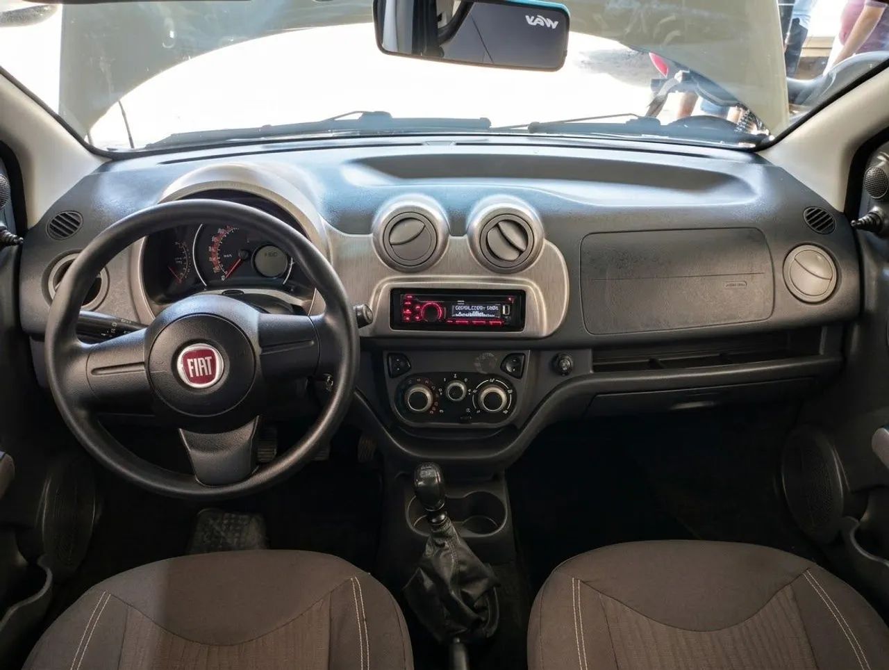 Fiat Uno WAY 1.0 EVO Fire Flex 8V 5P 2014 - Foto 2