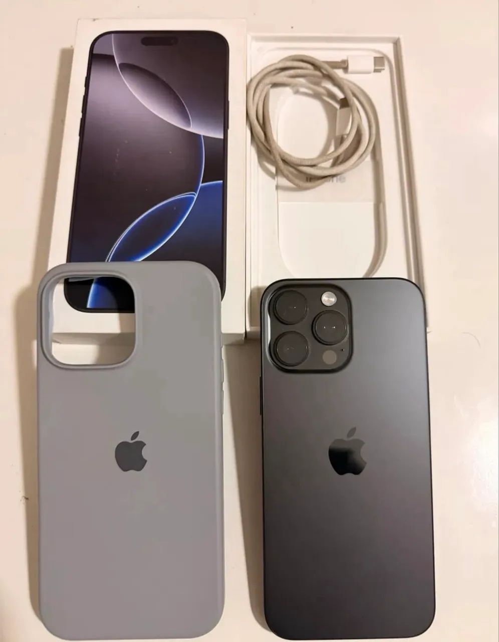 iPhone 16 pro max  - Foto 2