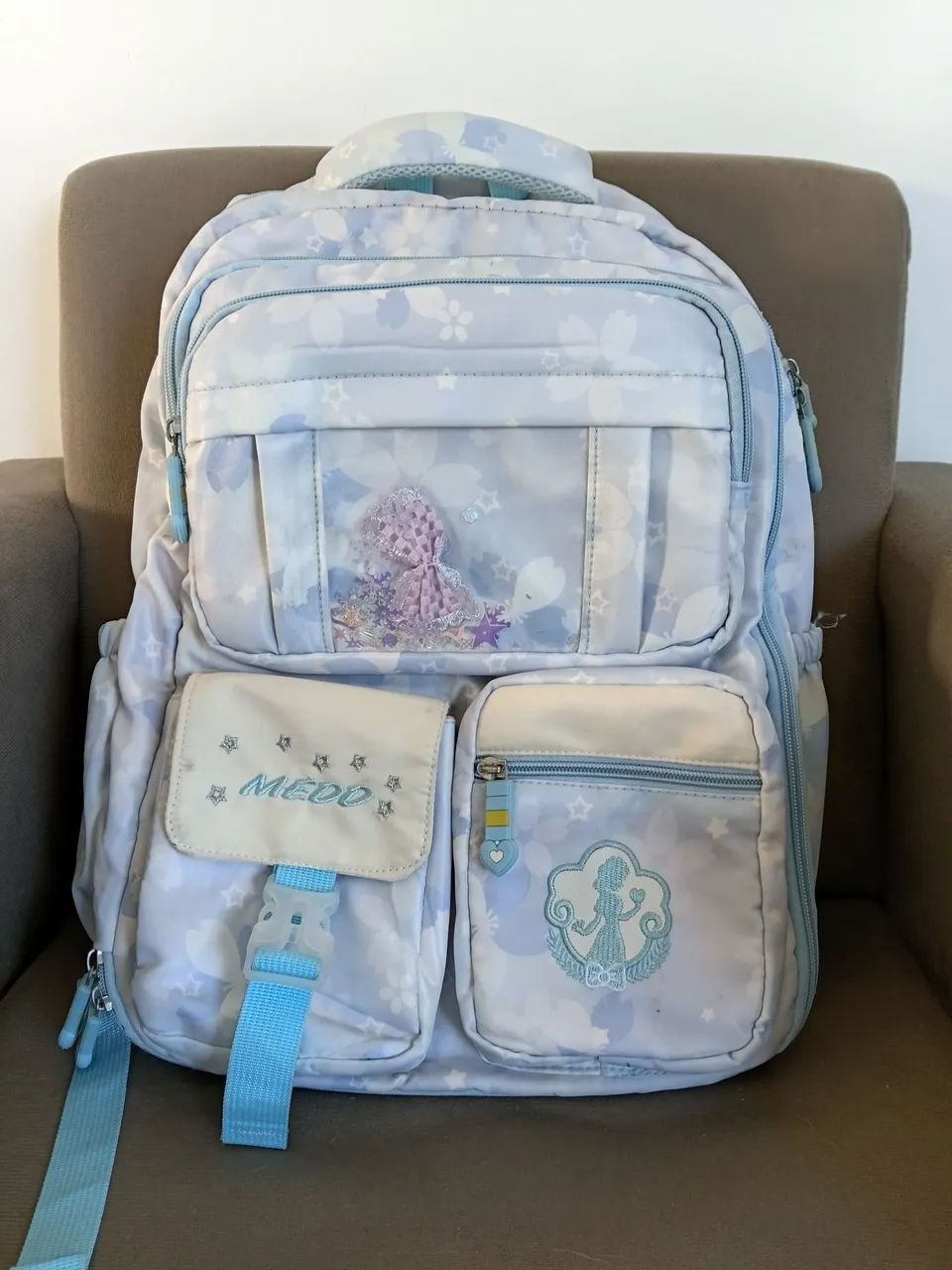 Kit com 2 Mochilas Usadas - Bom Estado e Ótimo Custo-Benefício - Foto 4