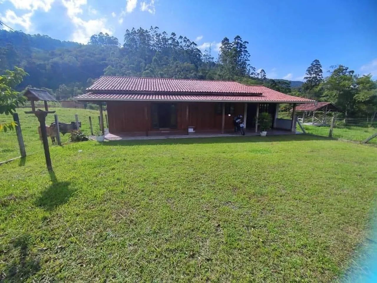 Vende ou troca por casa 