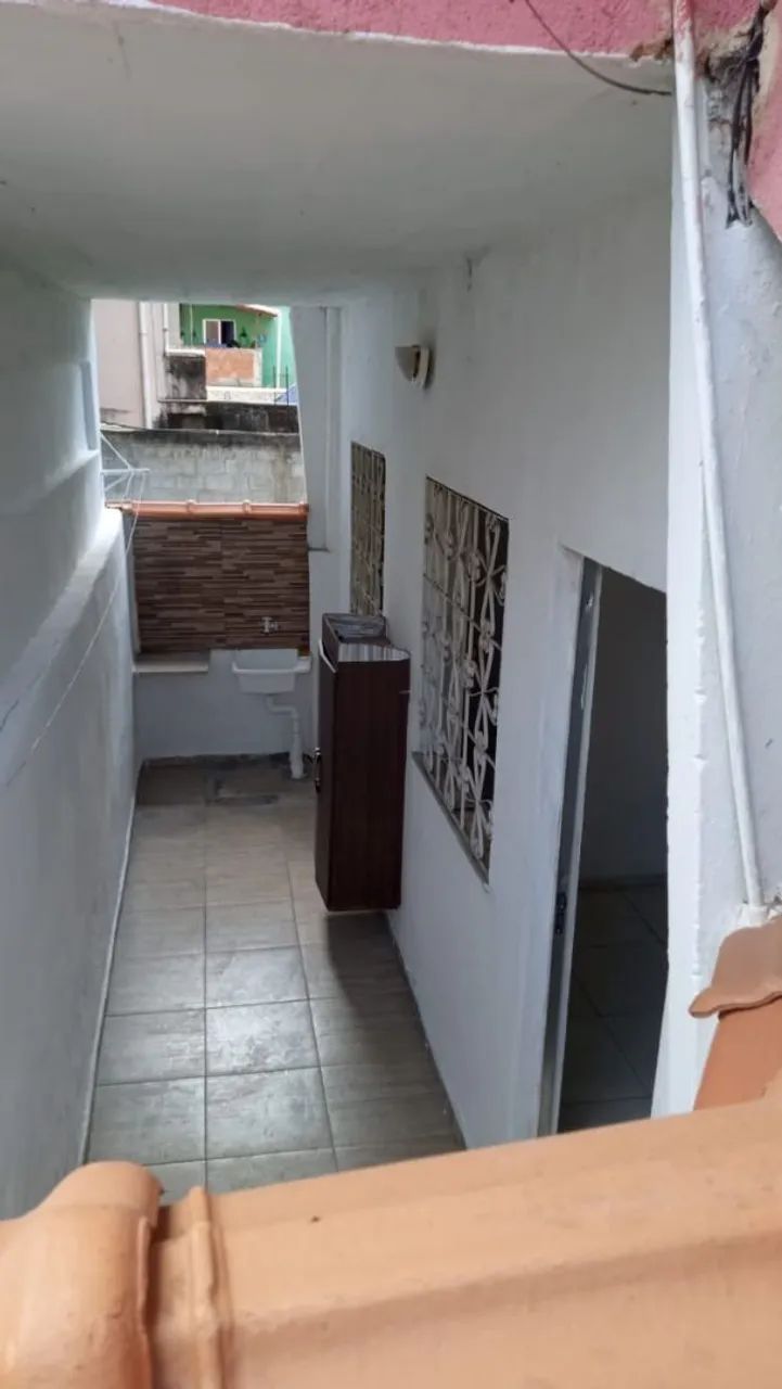 Alugo ótima casa 