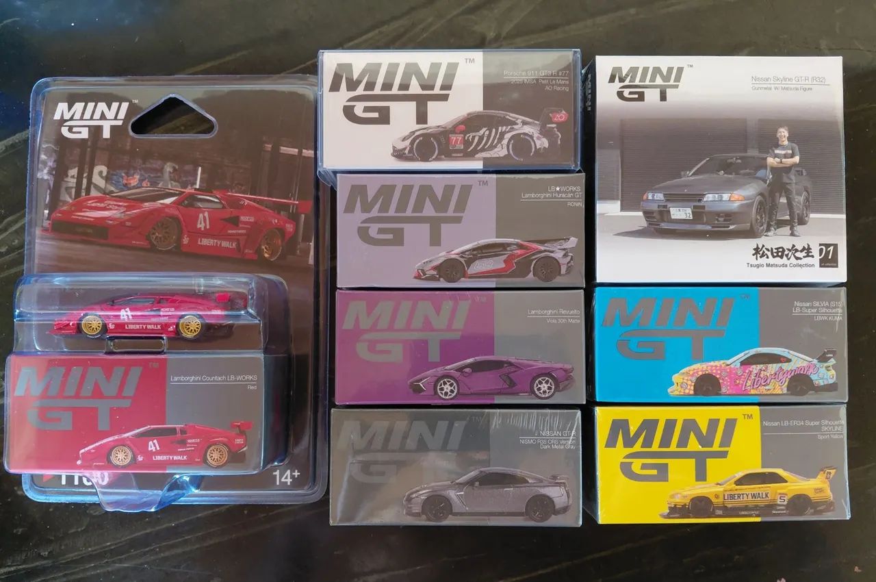 Mini Gt 8 miniaturas lacradas - Hobbies e coleções - Centro