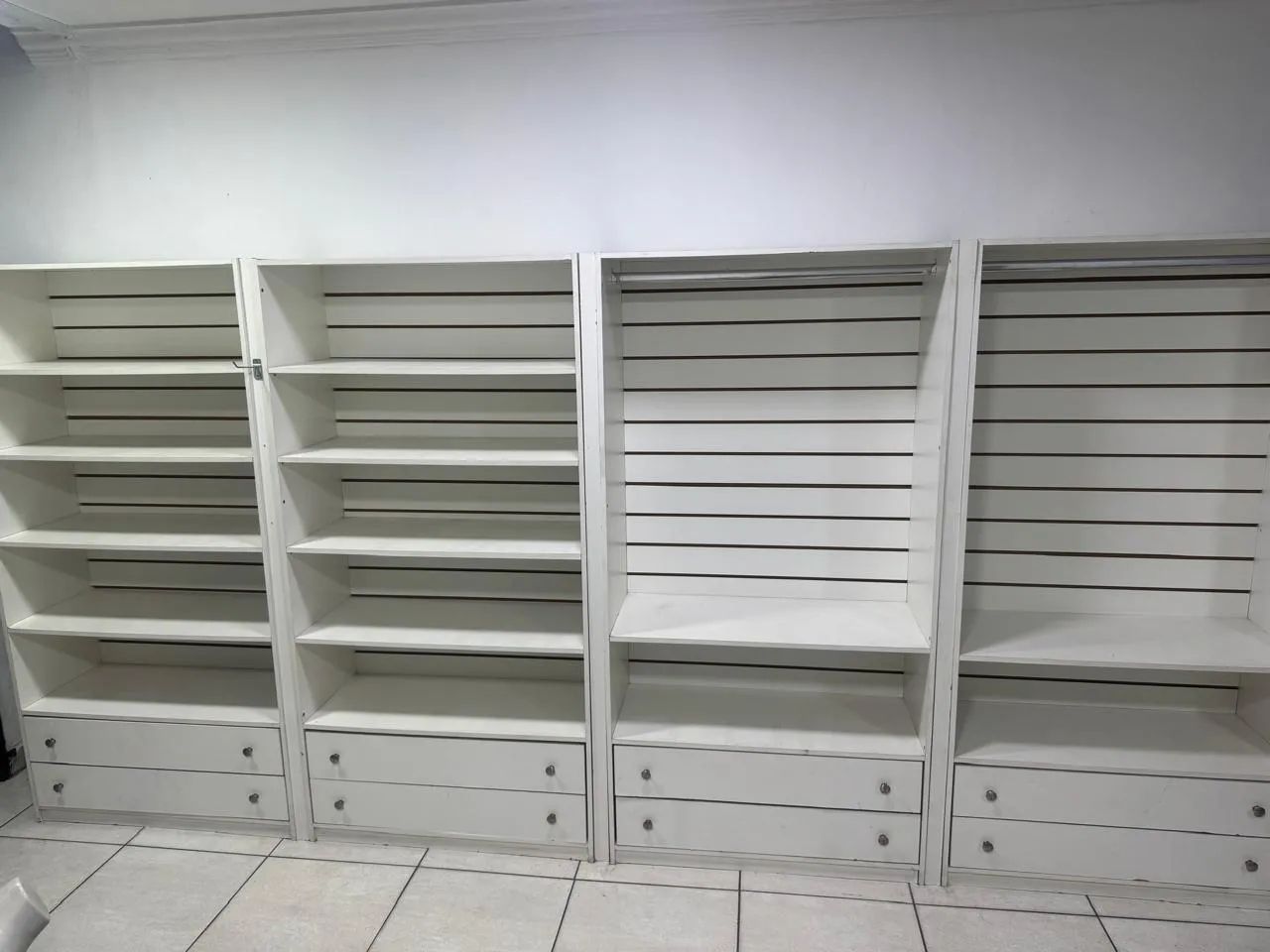 Armário expositor
