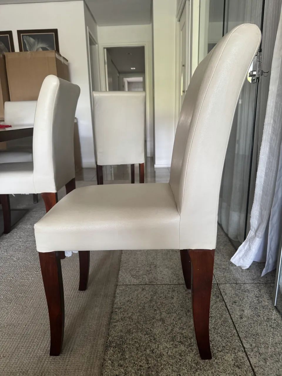 Oito cadeiras de mesa de jantar - Foto 5
