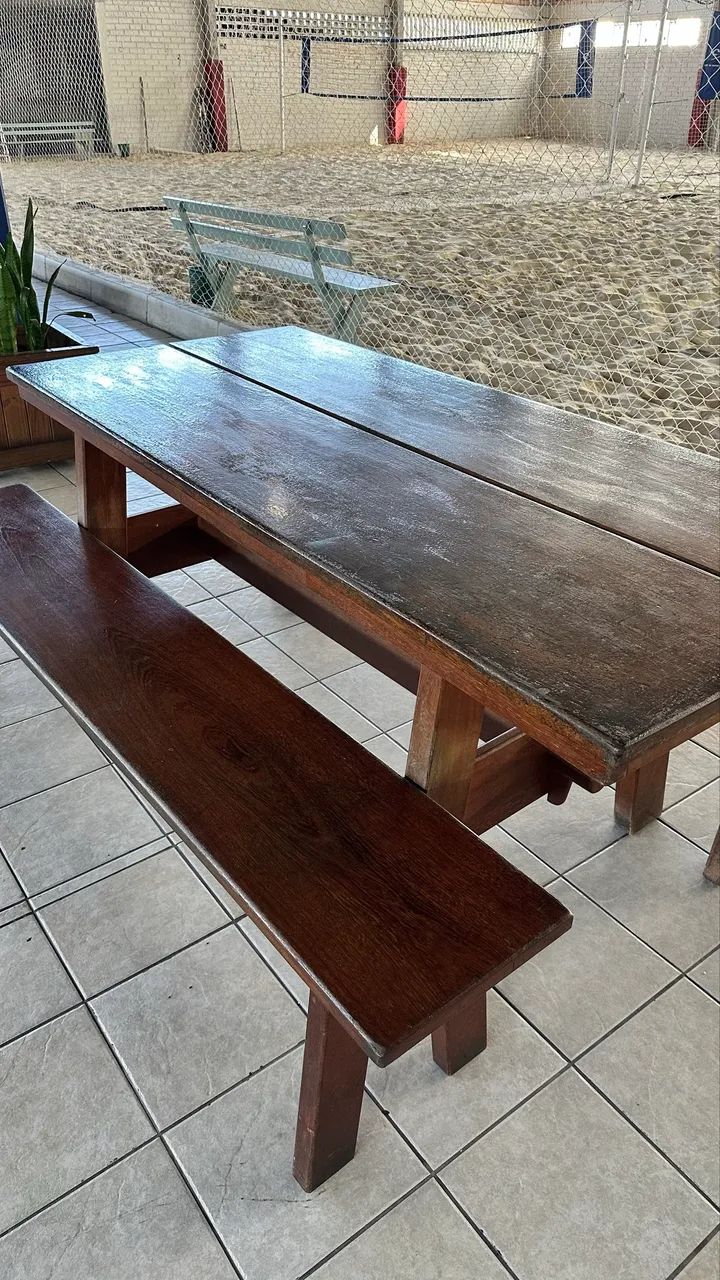 Mesa madeira com bancos  - Foto 2