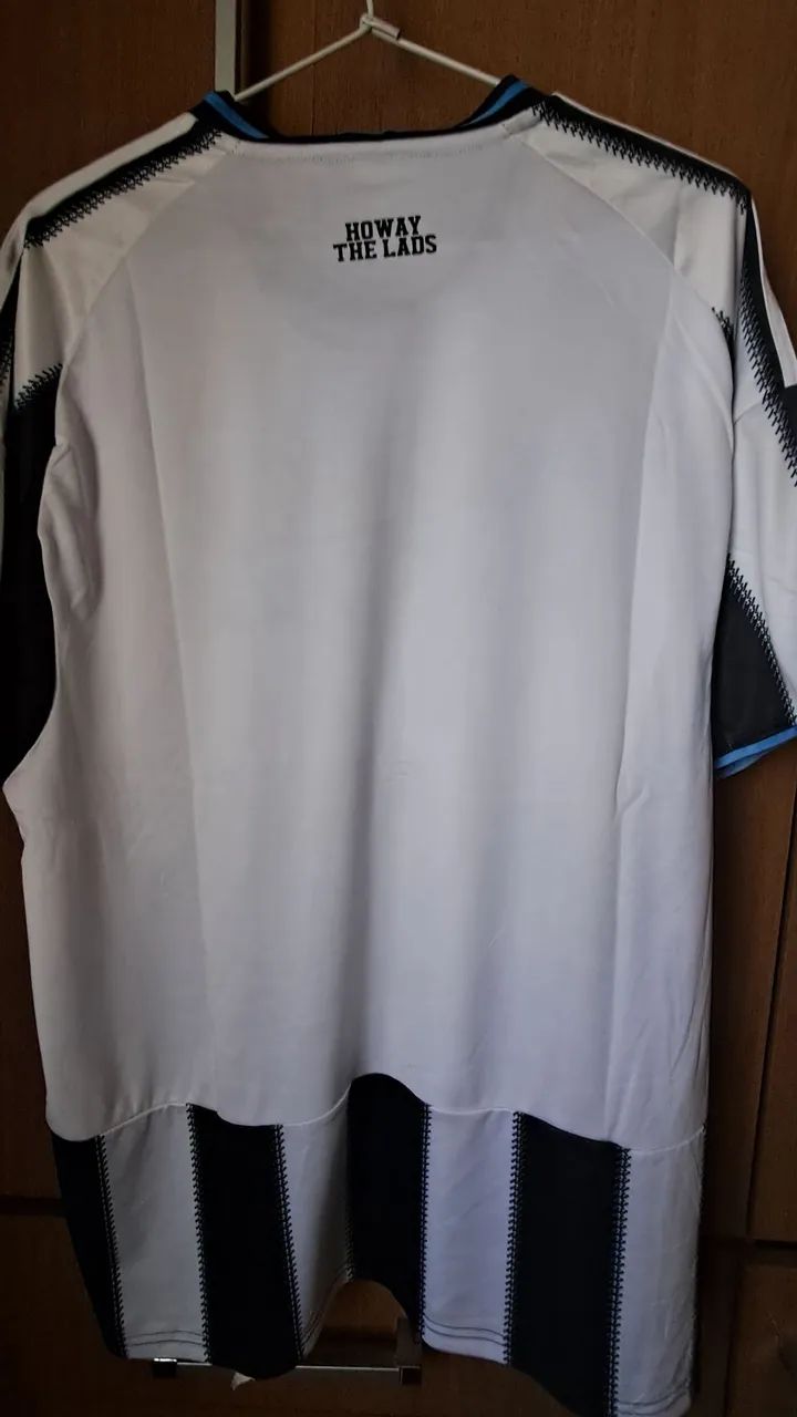 Camisa de futebol do Newcastle United - Roupas - Vila Helena