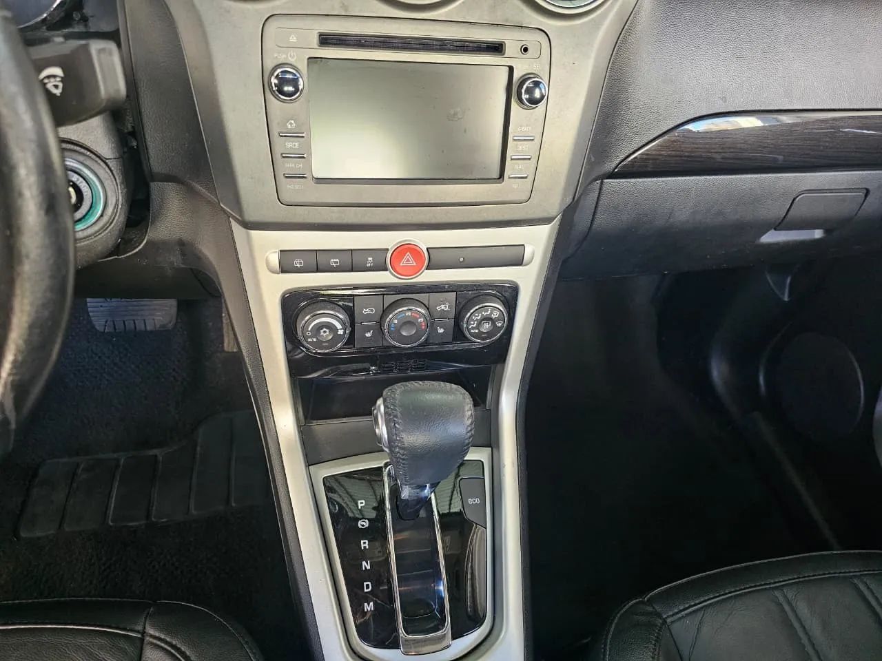 Chevrolet Captiva 2.4 SFI Ecotec FWD 16V Gasolina 4P Aut., foto 11 de 14