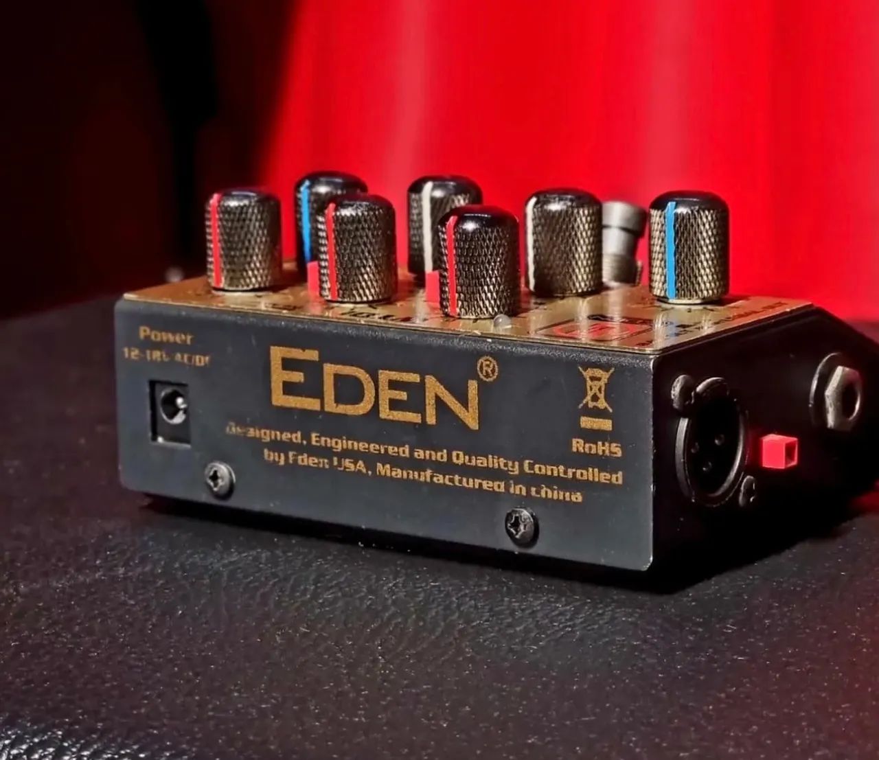 Pedal Preamp P/ Baixo Eden Wtdi Direct Box Preto (Usado) 
