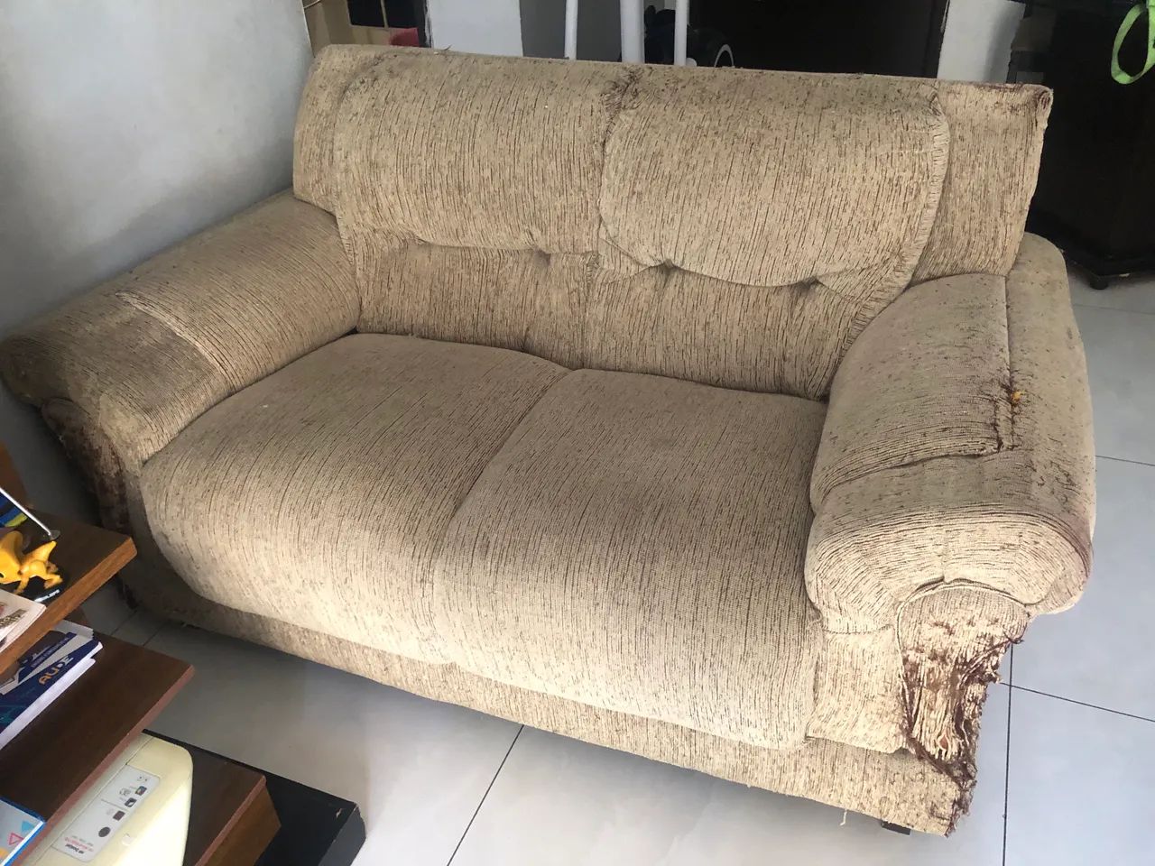 Sofá 2 lugares usado 