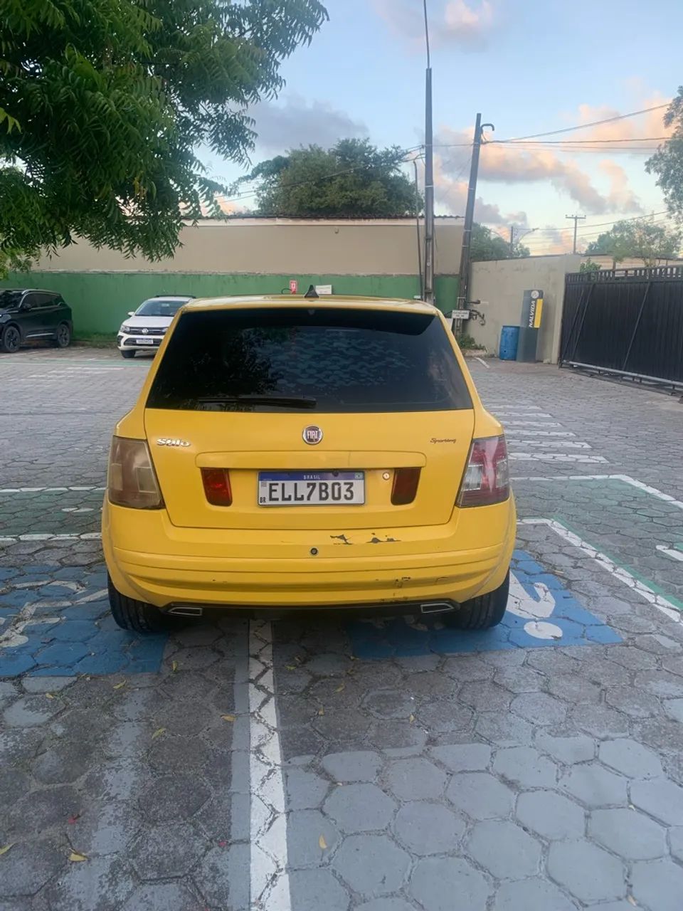 Fiat Stilo Dualogic 1.8 Sporting Flex 8V 5P 2010 - Foto 3