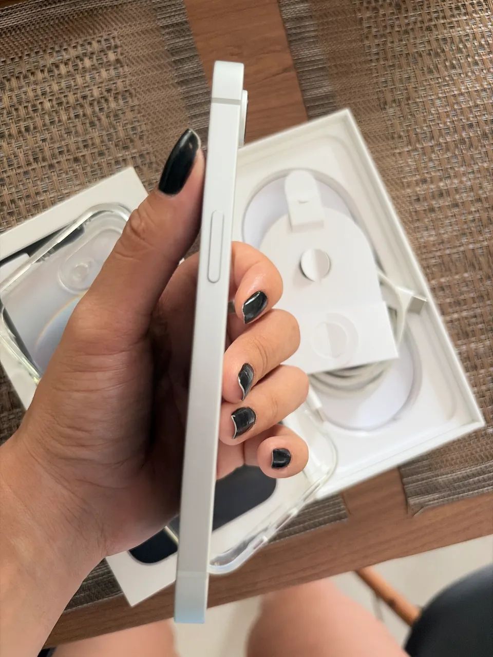 iPhone 16e - perfeito estado  - Foto 3