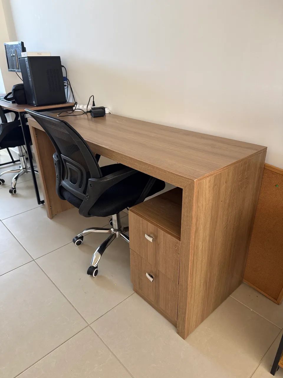 Mesa de Escritório 