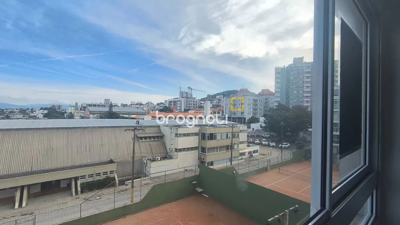 Apartamento com Vista para o Mar em Coqueiros | 2 Dormitórios (1 Suíte) - Foto 5