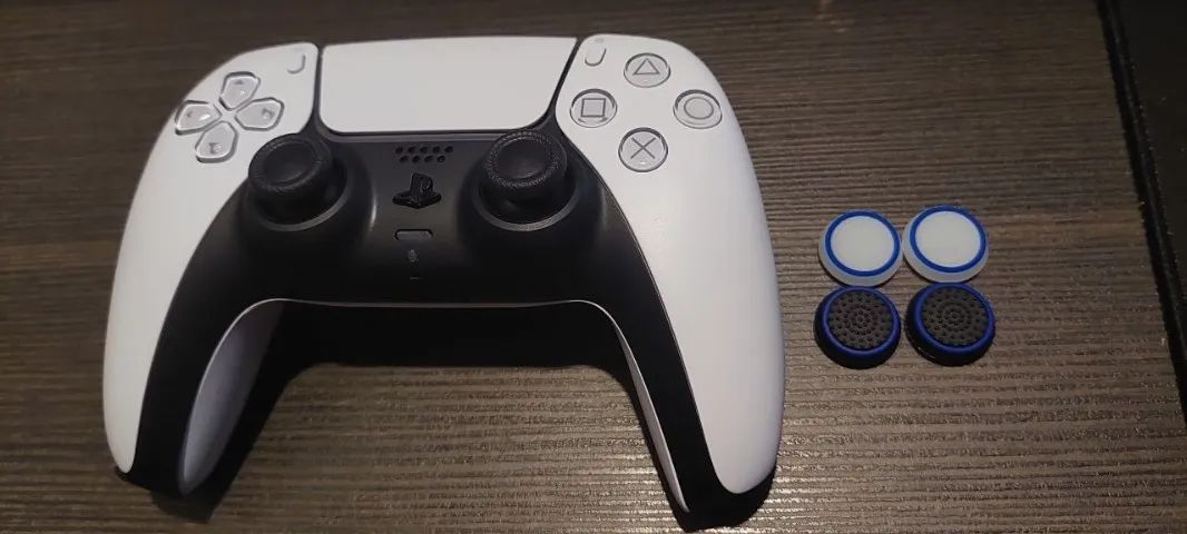 Controle ps5 dualsense original com analógicos TMR - Foto 3
