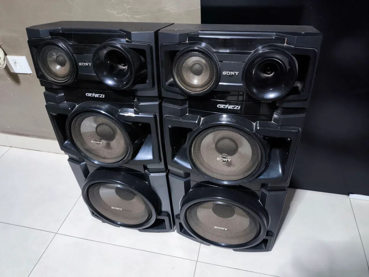 Caixas de som Sony genesis gtr88 