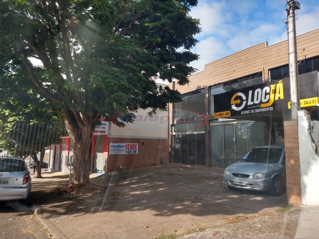 Sala à venda em Conjunto Habitacional Requião, Maringá-PR