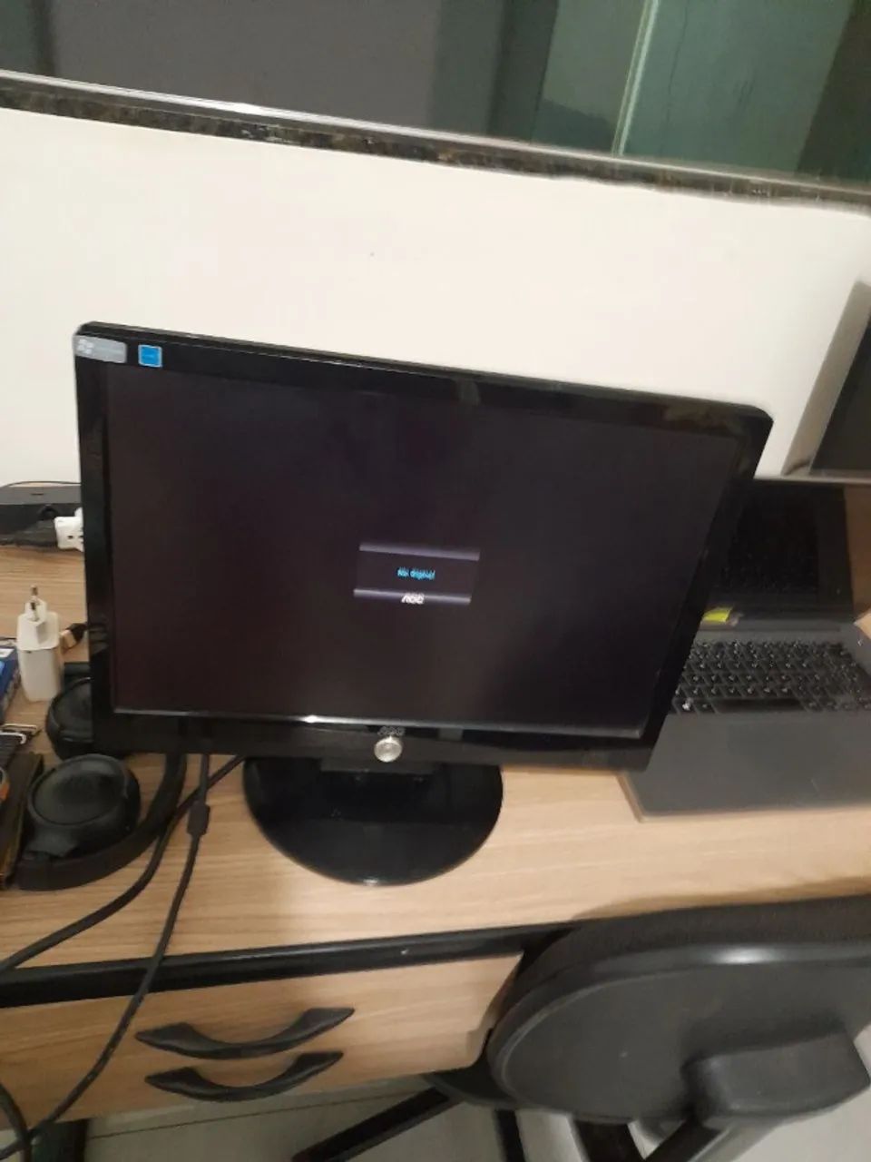 Monitor VGA 14 Polegadas Preto Funcionando - Foto 2