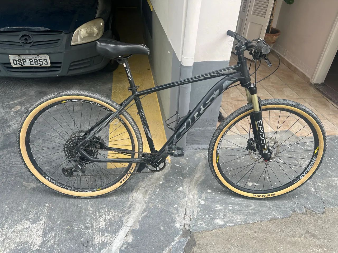 Bike aro 29  com kit sram e shimano  - Foto 3