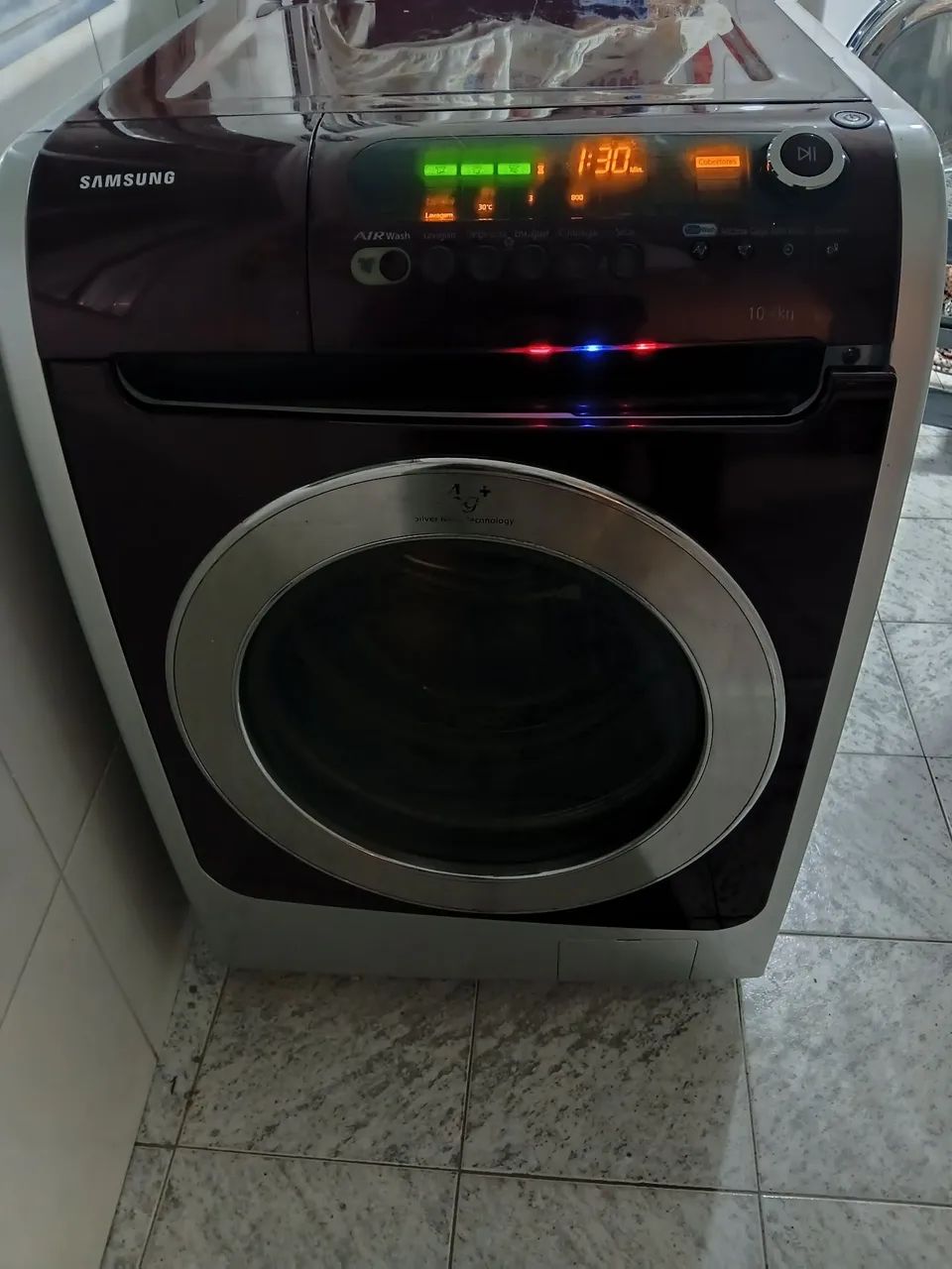 Lava e seca 10,4 kg Samsung 127v  limpa e testada.