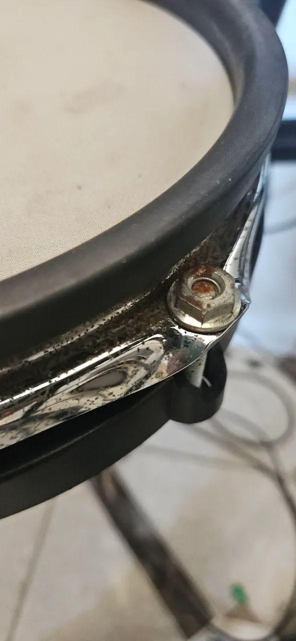 Caixa da bateria artesia pro A30 com defeito. - Foto 3