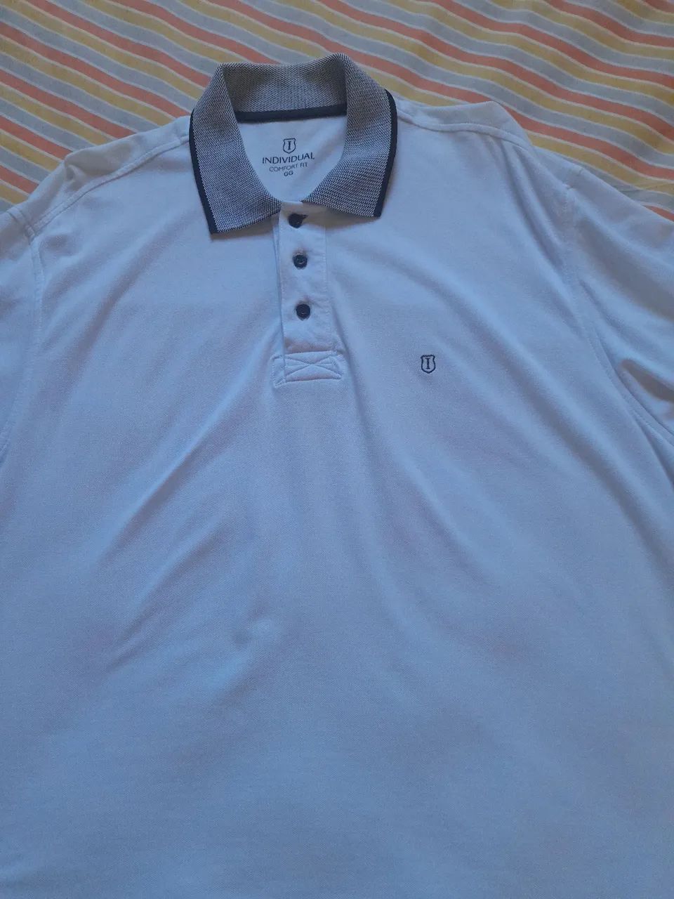 Camisa Oversized da Individual, na cor branca. 