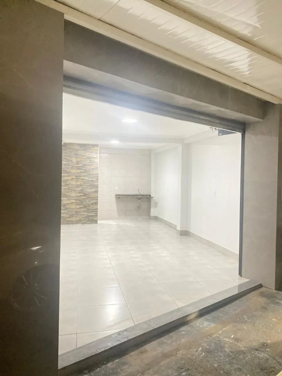 CASA COMERCIAL RESIDENCIAL C/ SALA COMERCIAL  EM VENIDA PRINCIPAL - Foto 5