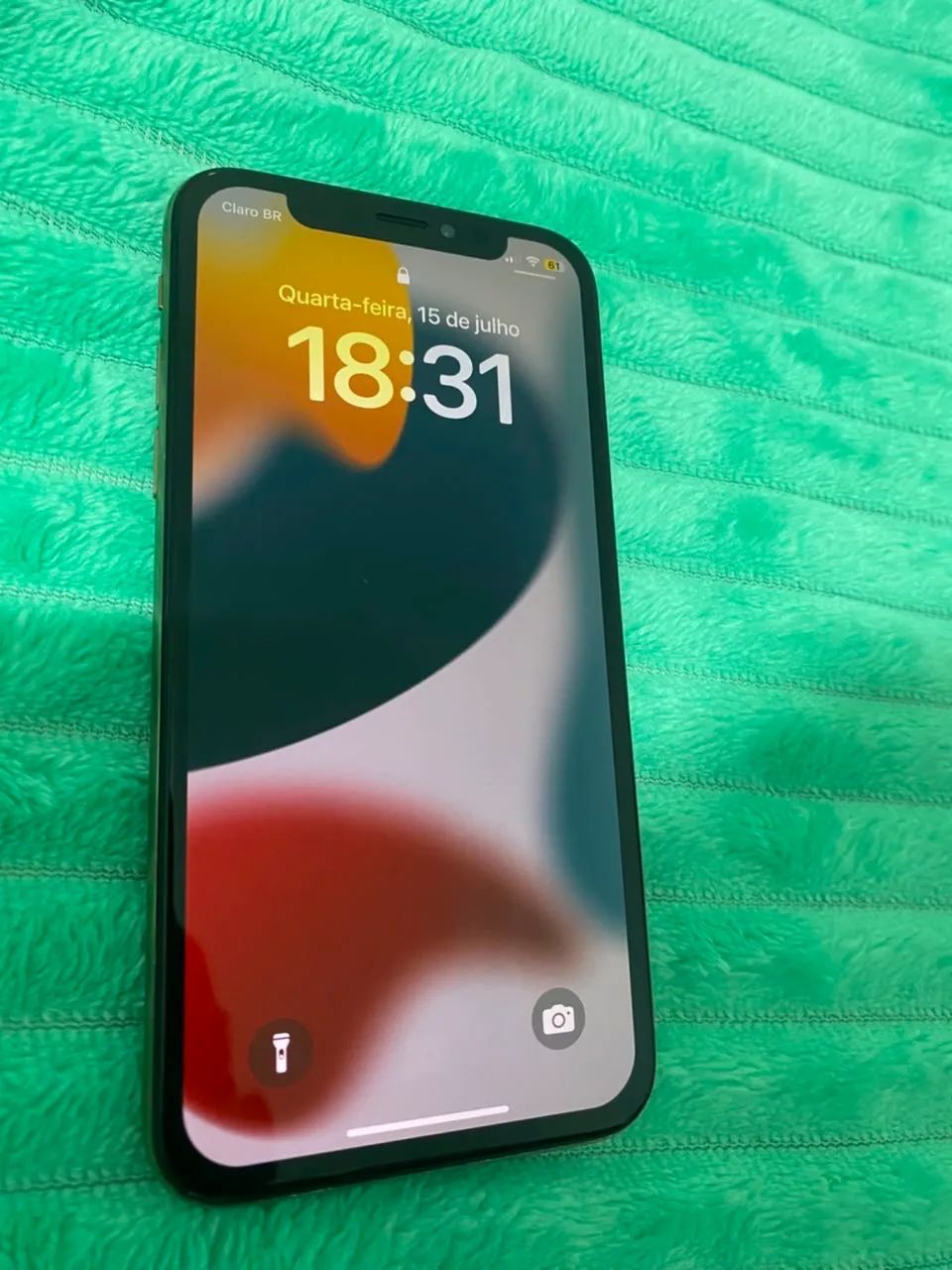 IPHONE XS DOURADO NOVO E SEM ARRANHÕES  - Foto 2
