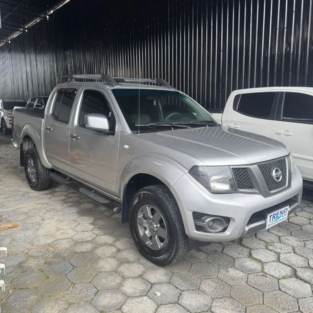 Nissan Frontier Frontier SV AT.CD 4x4 2.5 TB Diesel Mec. 2014