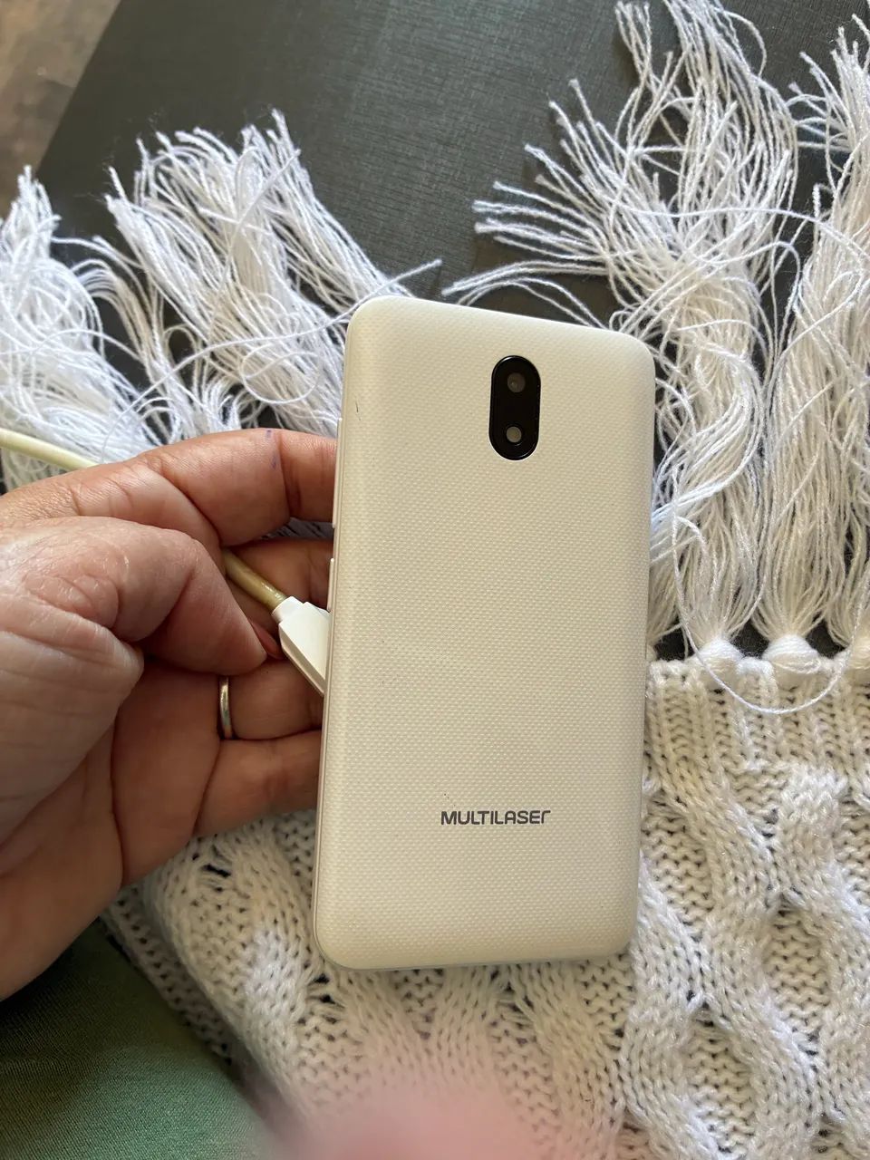 Celular Multilaser MS40G muito conservado branco