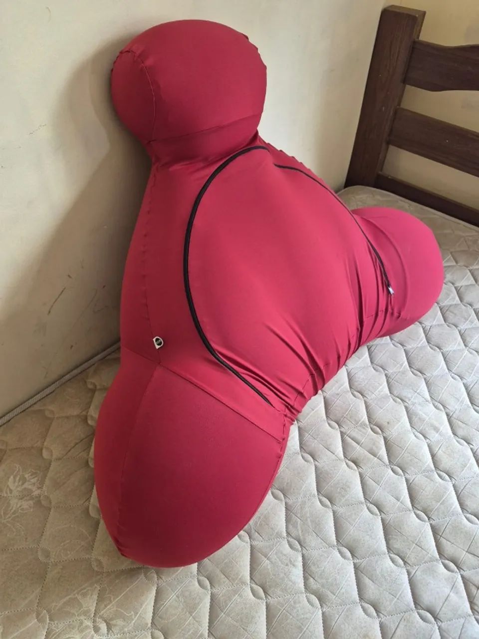 Cama de solteiro e colchao da castor e 2 cadeiras e almofada encosto fom - Foto 4