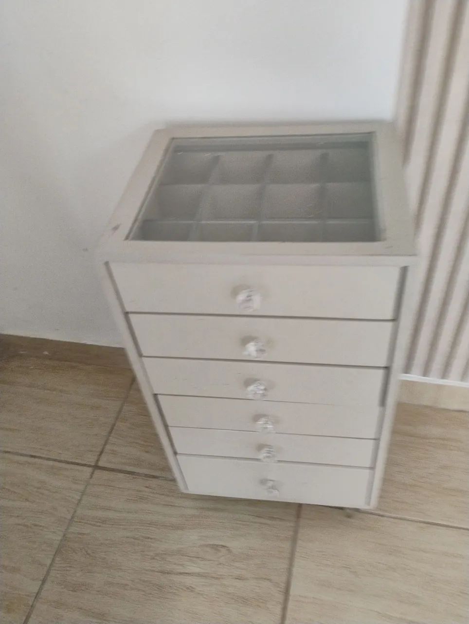 Mesa de cabeceira 