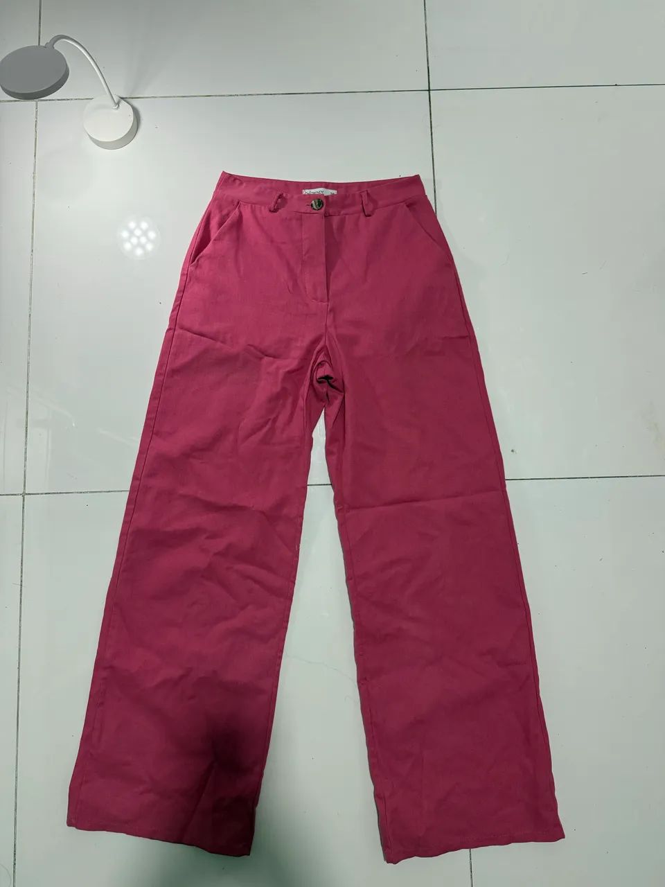 Calça rosa de alfaiataria 