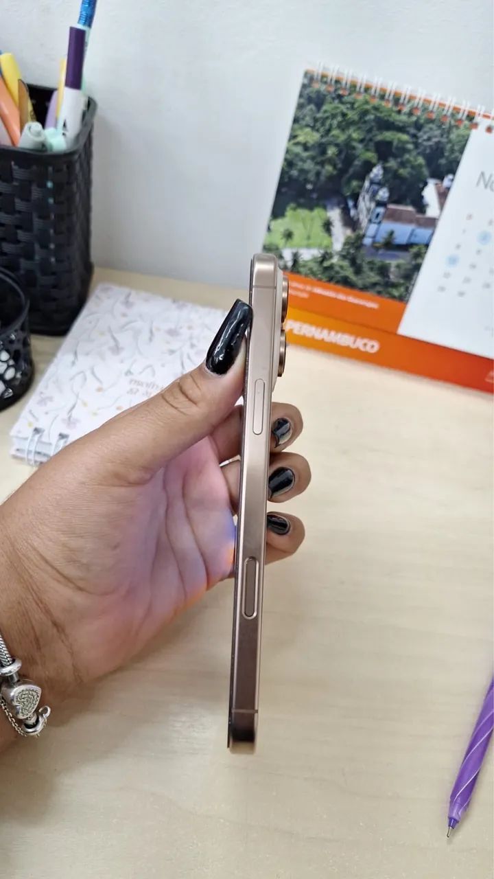 iPhone 16 Pro Max - Foto 3