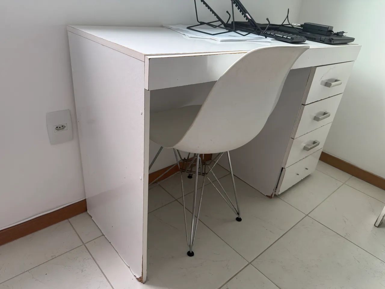 Escrivaninha  - Foto 3