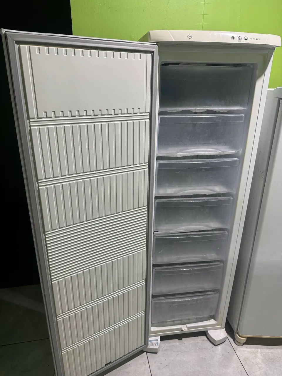 Freezer Vertical  - Foto 2