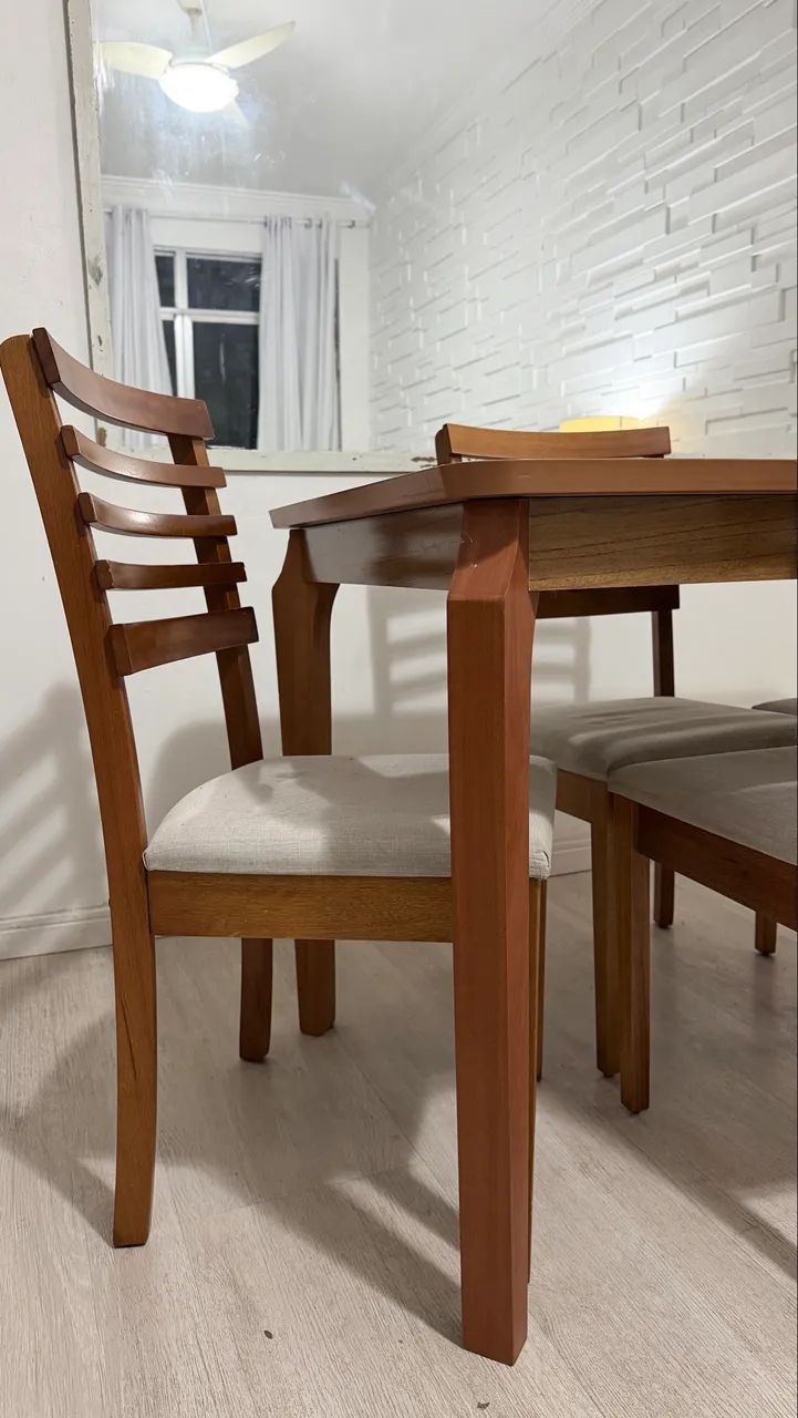 Mesa de Jantar + 4 cadeiras  - Foto 4