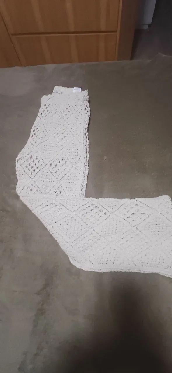 Calça crochet cru M com forro shorts - Foto 3
