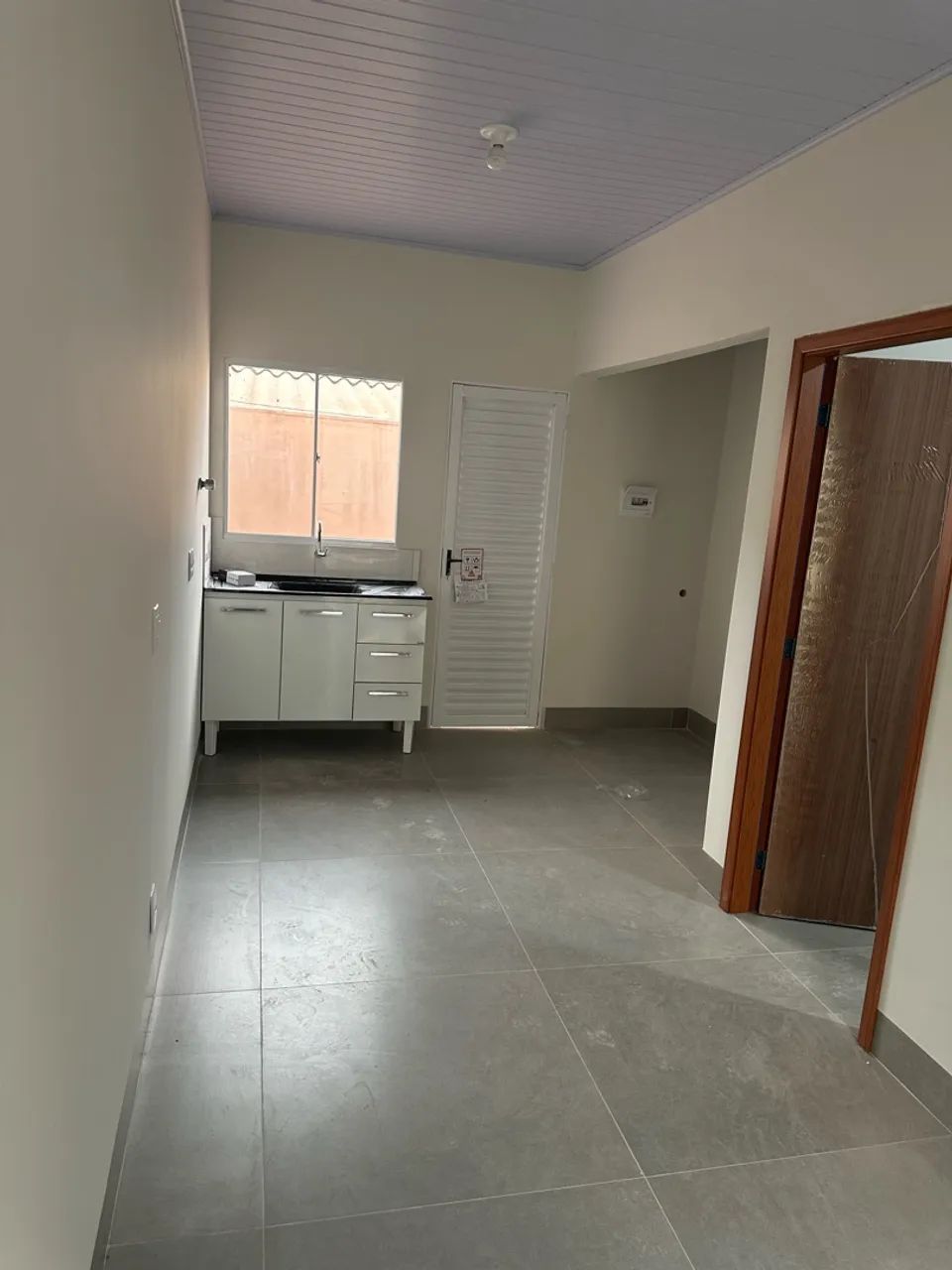 Aluga-se kitnet na Lixeira/Centro - Foto 4