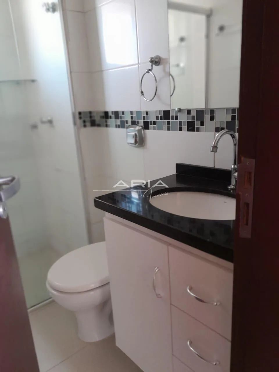 Apartamento à VENDA no Edifício Sevilha, região central, Londrina PR
