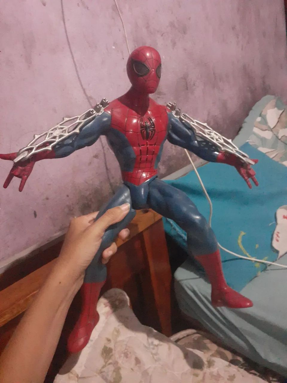 Boneco do homem aranha 