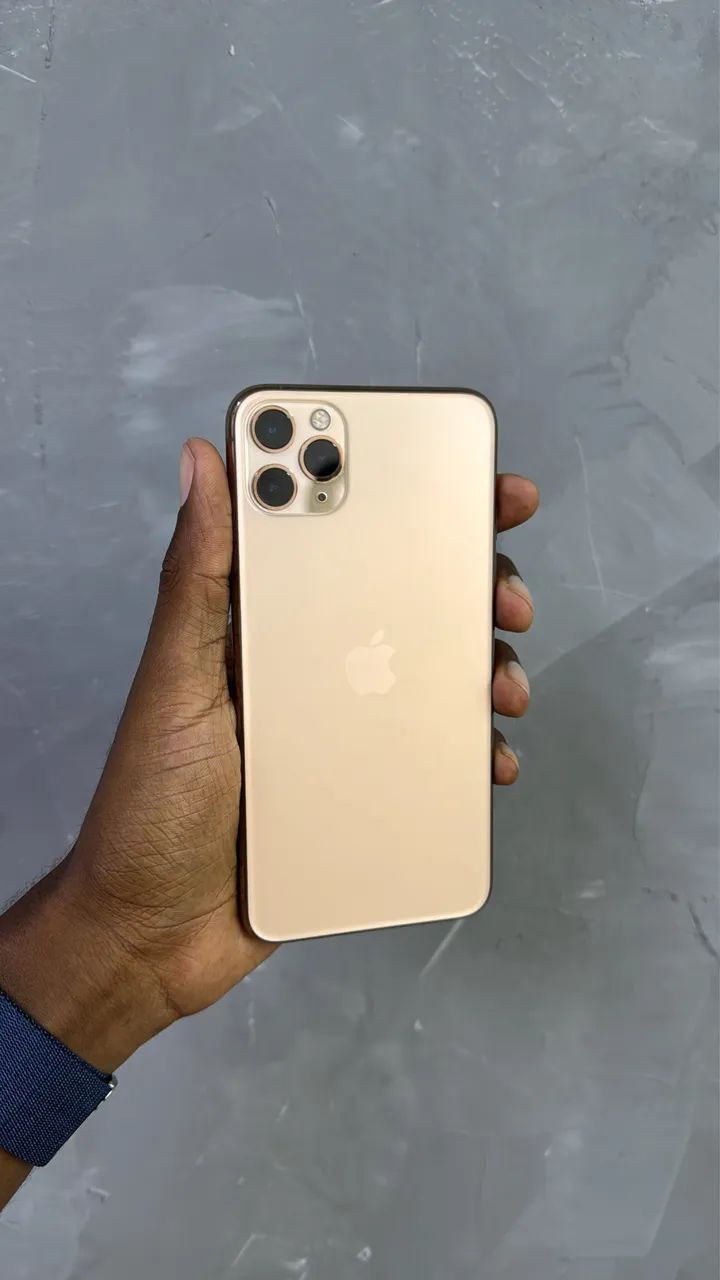 iPhone 11 Pro Max - Foto 2