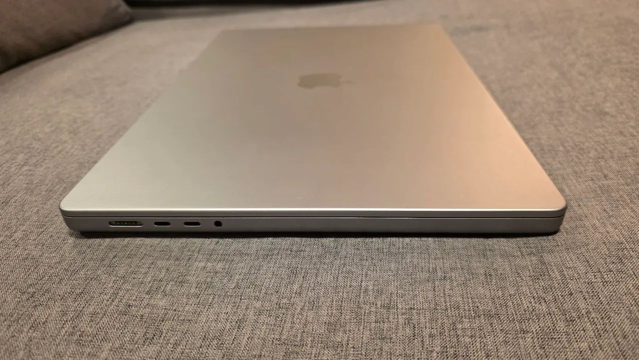 MacBook Pro M1 Max 2021 | 32 núcleos | 32GB | SSD 1TB | 16 polegadas - Foto 5