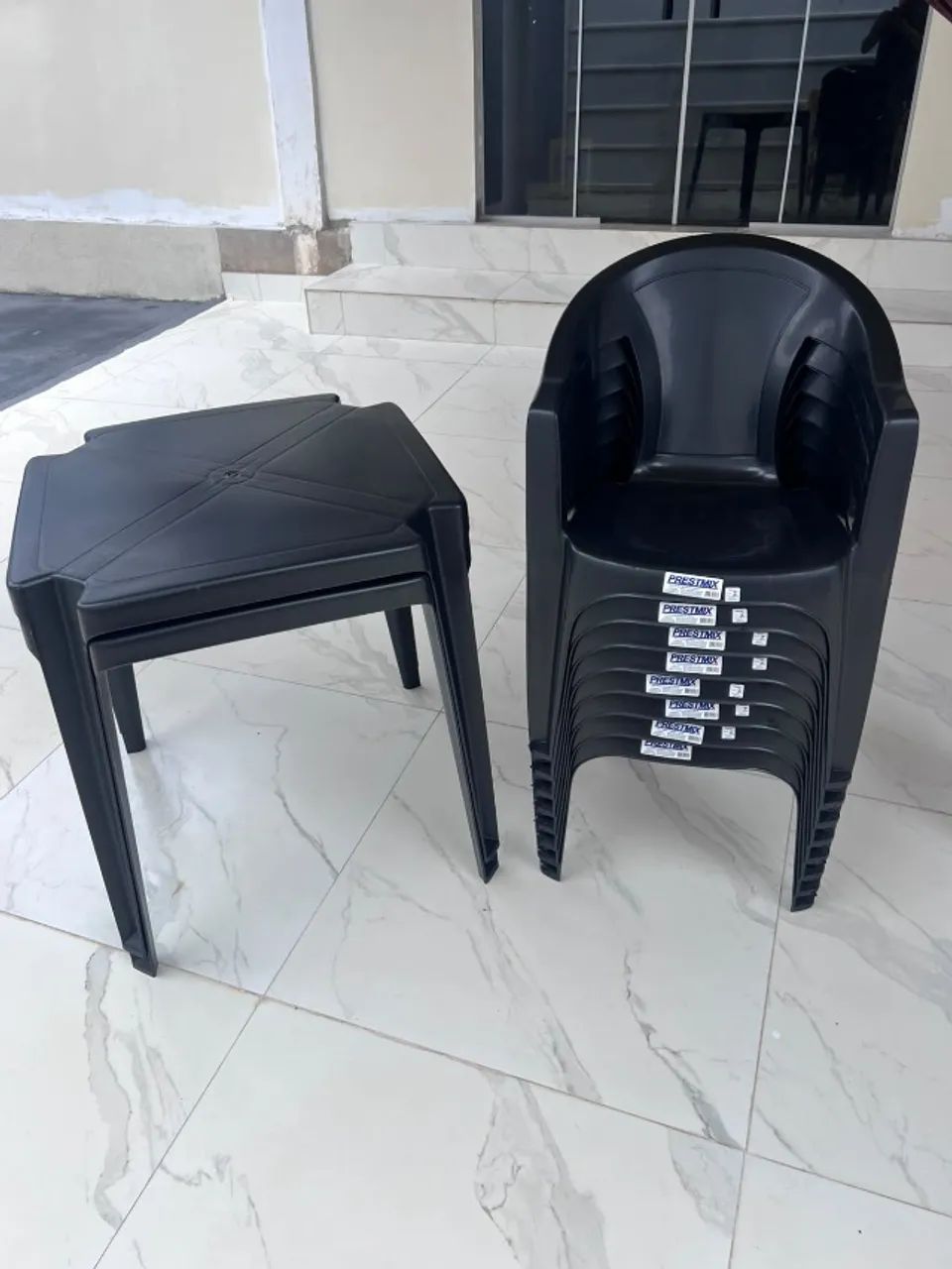 2 JOGOS DE POLTRONA RESISTENTE 182KG PLÁSTICO
