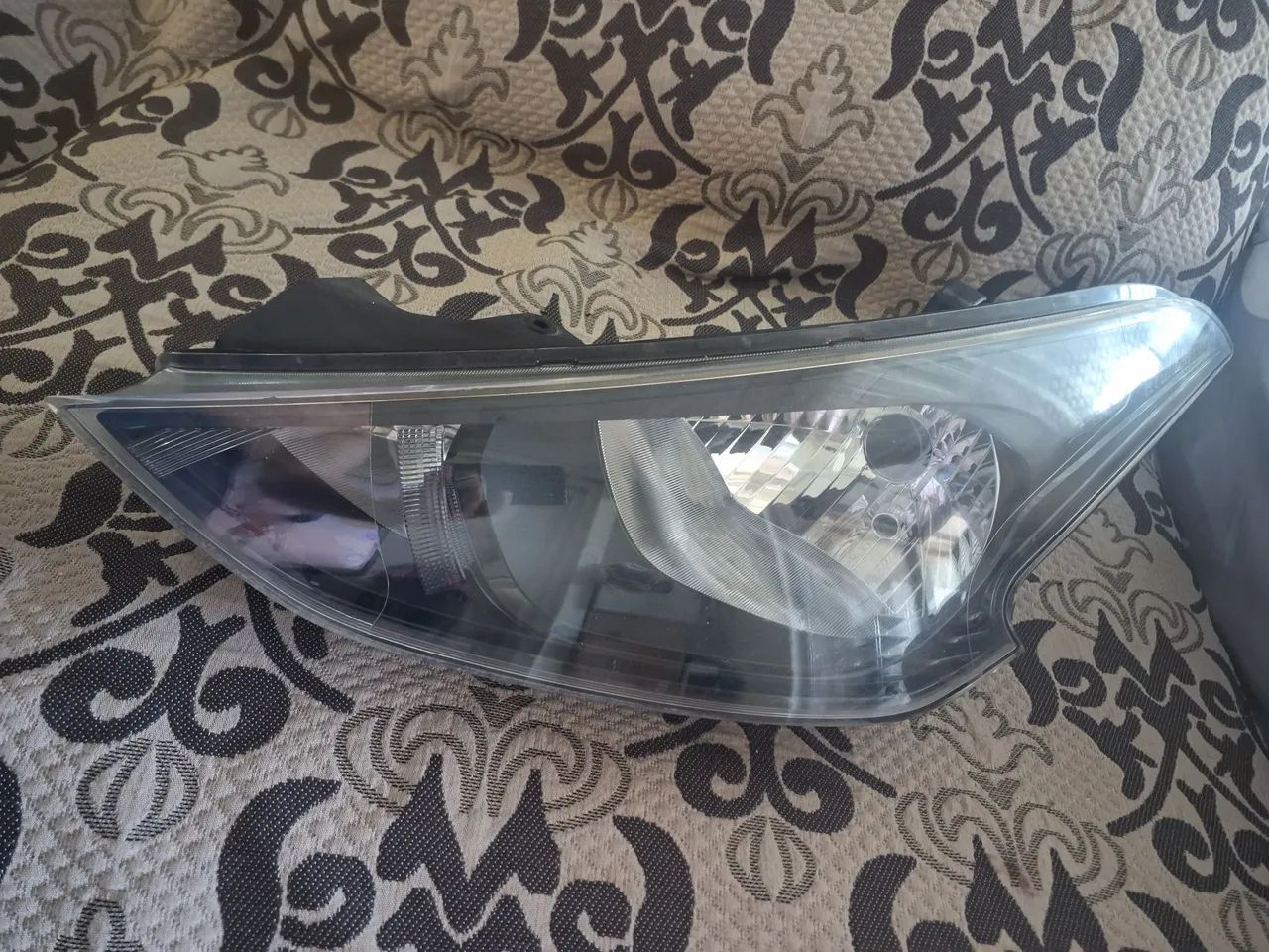 Farol original HB20
