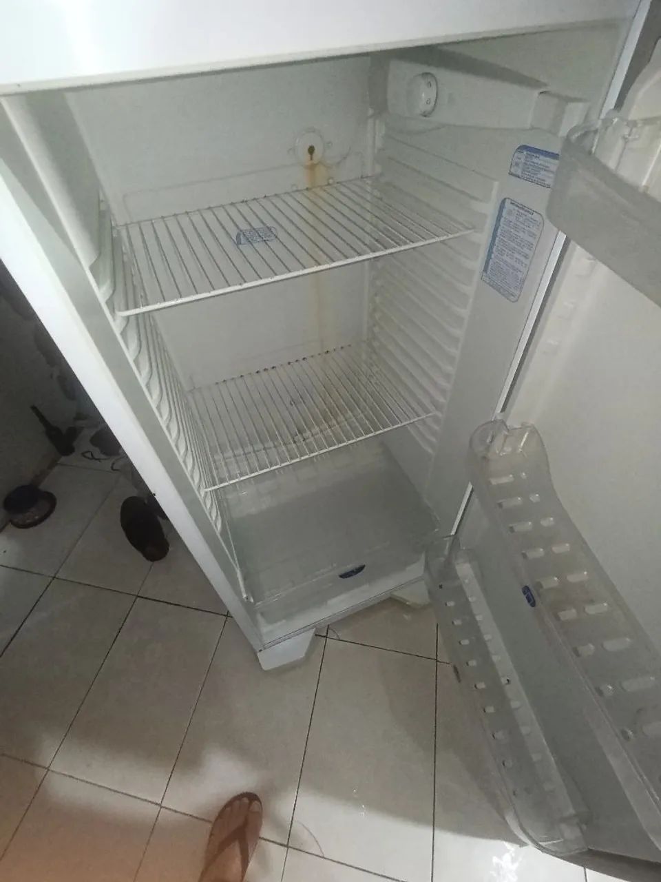Geladeira Dako Redk 37