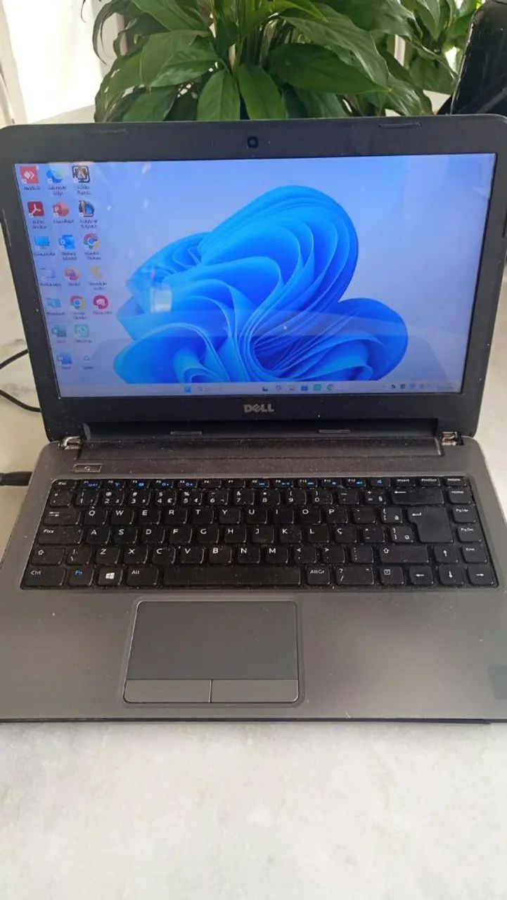 Notebook  Dell Intel core i 7 memória  8 Gb Placa de Vídeo  GT730