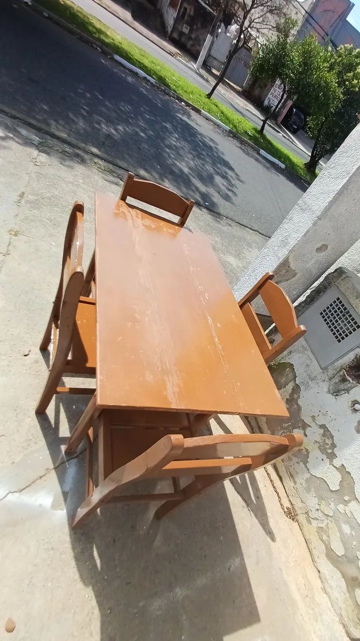 Mesa de madeira 