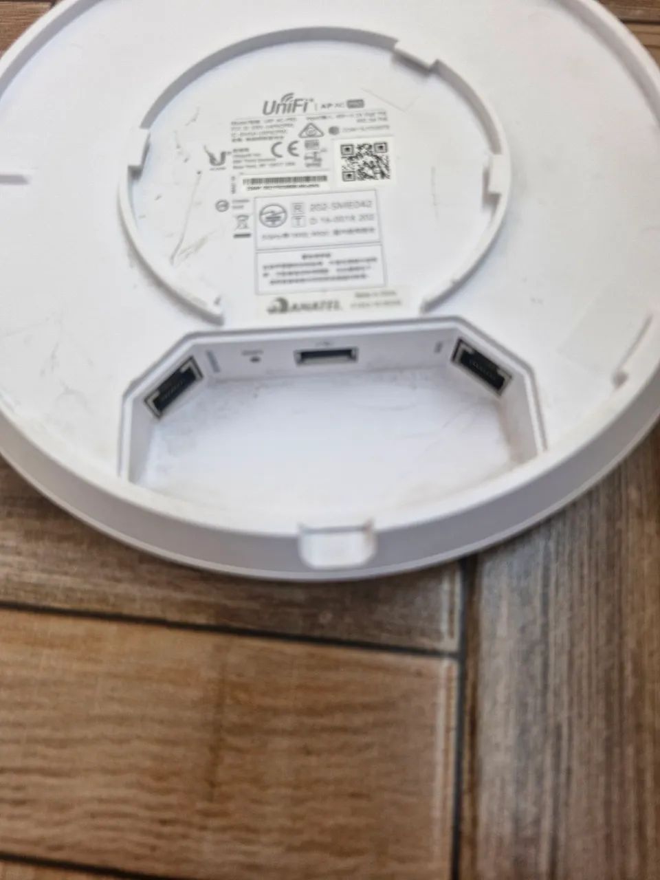 Access Point Ubiquiti UniFi AP AC Pro (UAP-AC-PRO) - Foto 3
