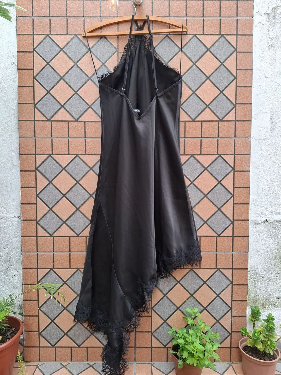 Vestido pretinho nada básico - Foto 2