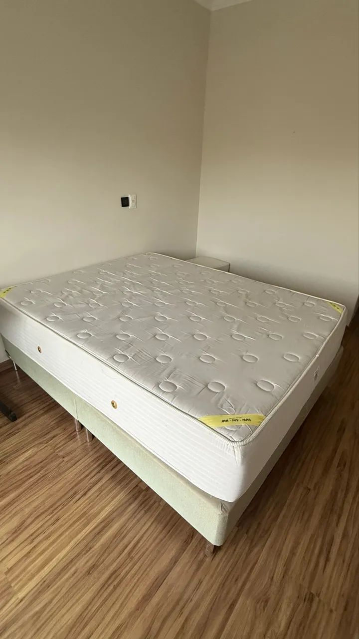 Cama box queen